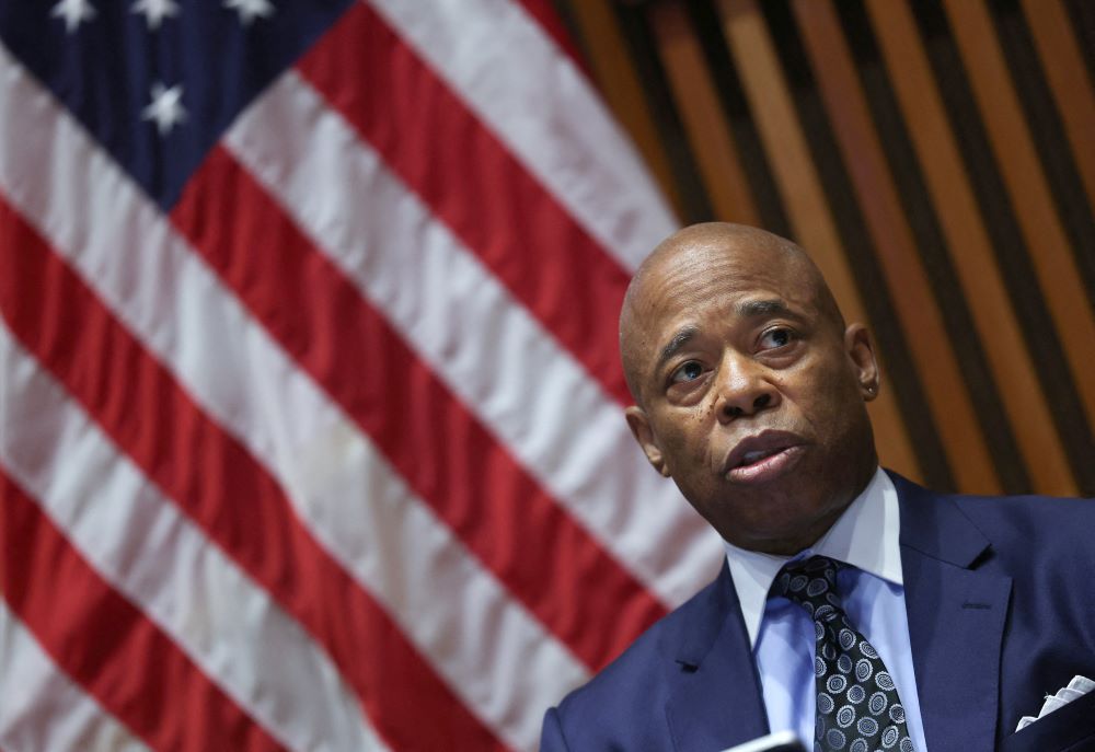 NY mayor hails Pope Francis as global 'influencer' ahead of Vatican